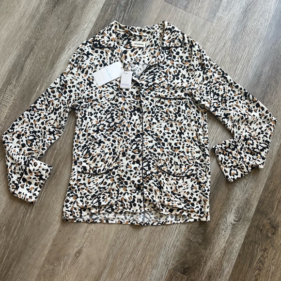 NWT Zadig & Voltaire Tradi Leo blouse in Natural as seen on Hailey Bieber - Picture 10 of 13